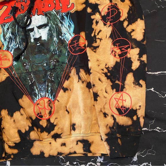 SOLD 🚫 Rob Zombie Sinister Urge Crystal Wash Hoodie - Picture 6 of 9